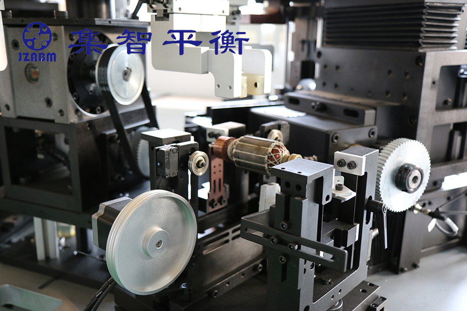 發(fā)電機(jī)全自動(dòng)轉(zhuǎn)子平衡機(jī)